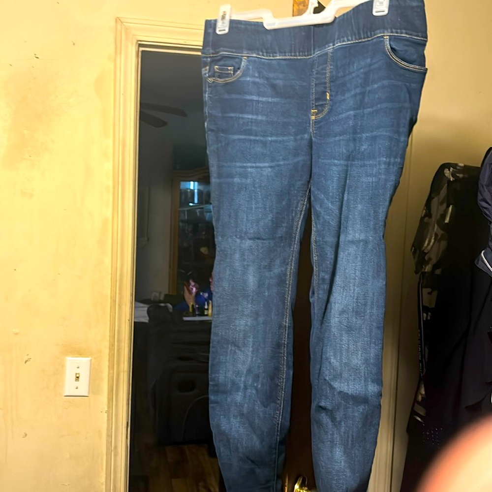 Size 1x old navy rockstar jeans